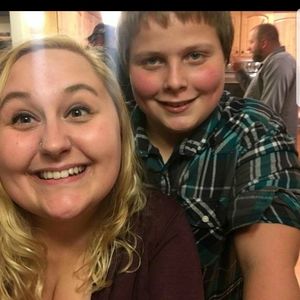 Meet your Posher, Elijah